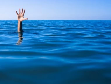 Η χαμογελαστή δασκάλα που έπνιξε τα παιδιά της για να τα σώσει από το τέλος του κόσμου (φωτο)